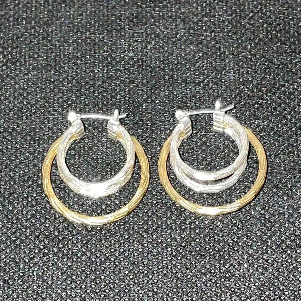 Multi hoop earrings   - Picture 3 of 3